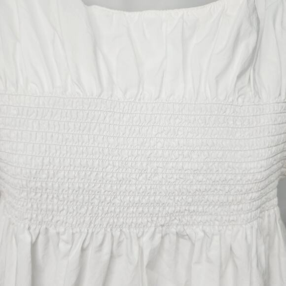 Vineyard Vines Women's White Sleeveless Smocked Top size Large Hi- Low Hem - Picture 5 of 15